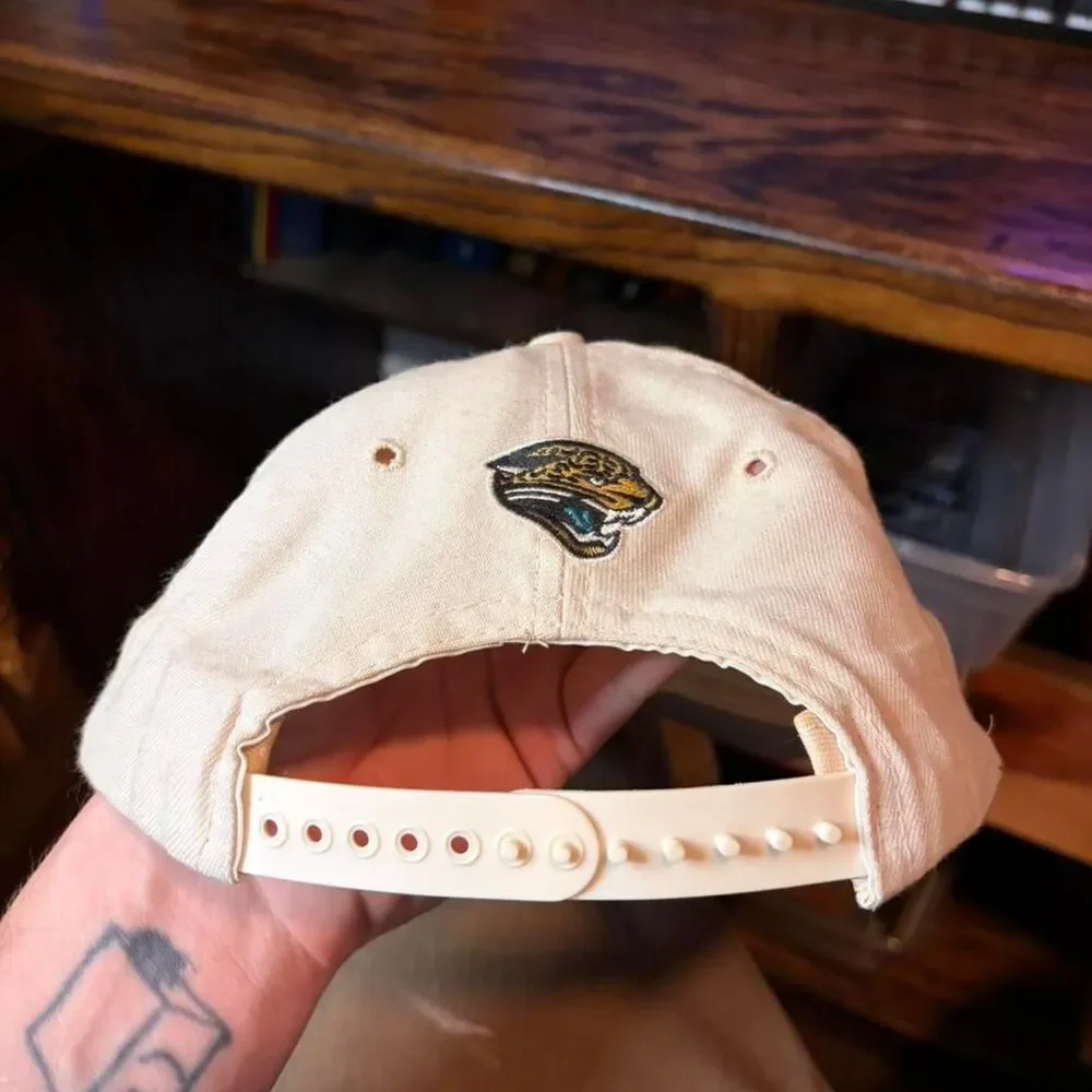 Nfl Men's Cream and White Hat